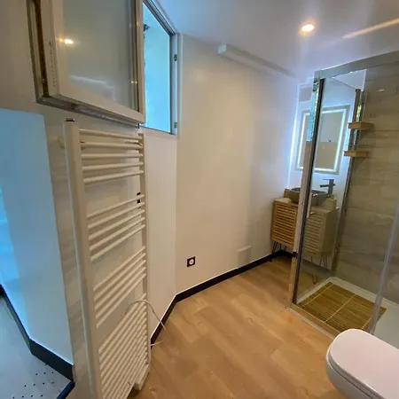 Breathe Guest-house *